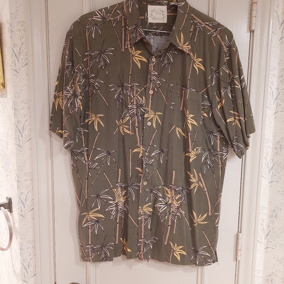 Green Bamboo XL Hawaiian Inspired Button Down Shirt - Picture 1 of 4